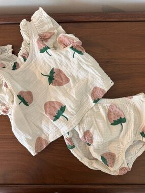 Oh Baby! Strawberry Print 2-Piece Set